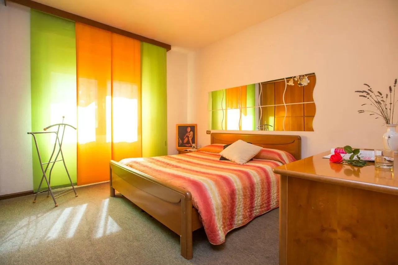 Guest house Free Hugs Hotel Mazzo di Valtellina
